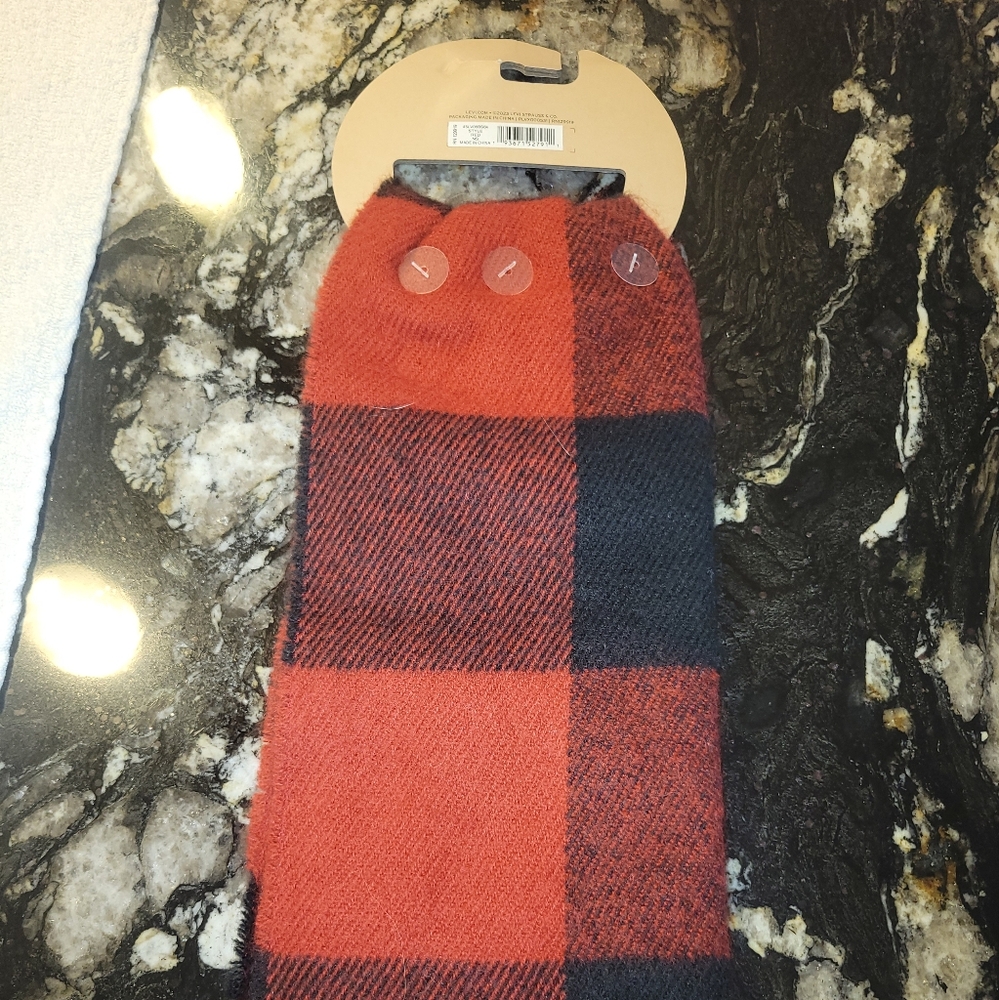 Levi's Red and Black Plaid Scarf - Picture 3 of 5